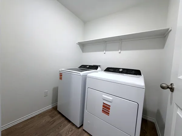 $2,100 | 348 San Juan Trail, Bastrop, TX 78602