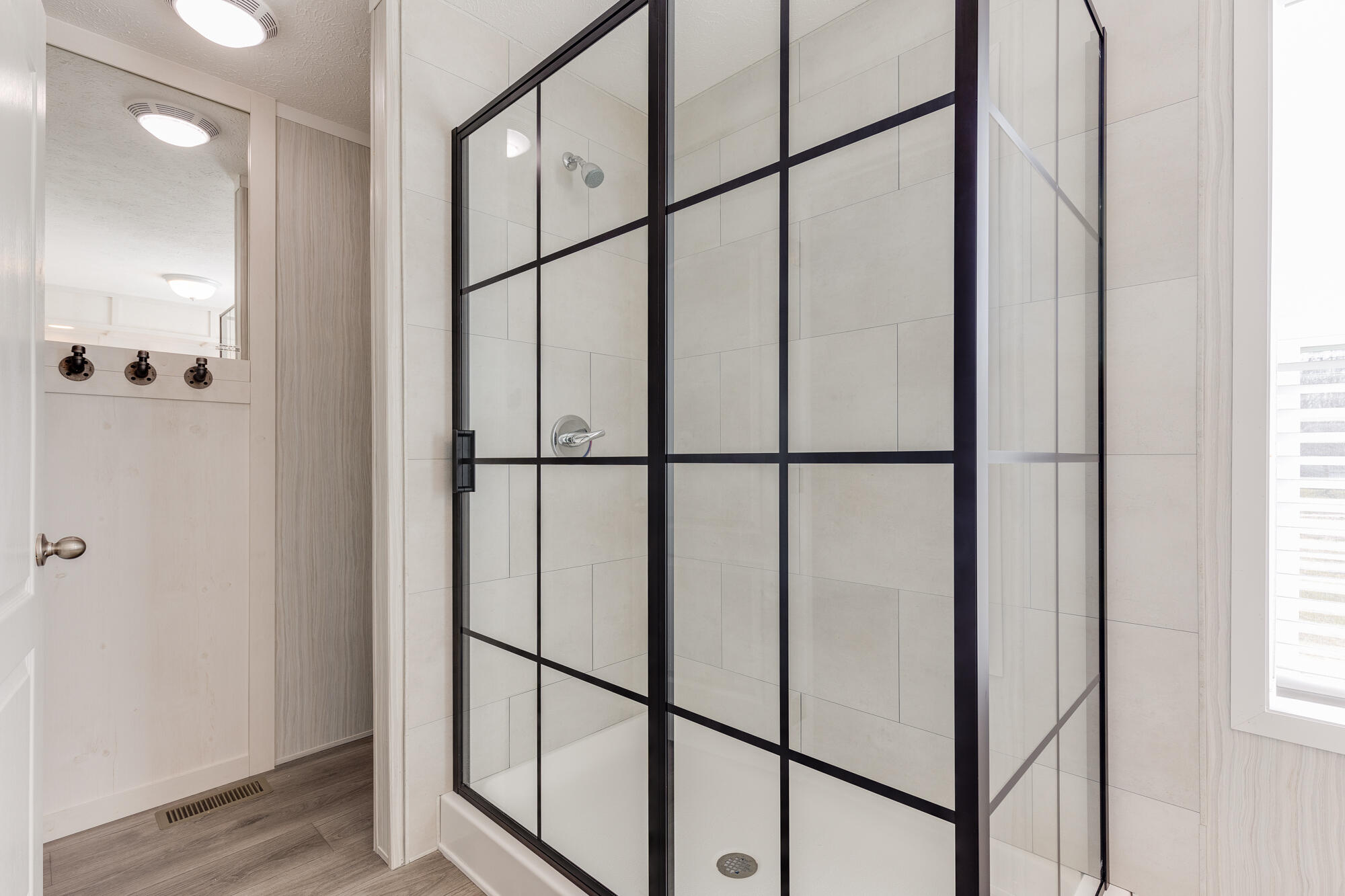 645 North Gallery Drive, Unit 98 Eaton Rapids, MI 48827 - Photo 17 of 22 MCM_645_Gallery_Drive_Eaton_Rapids-18