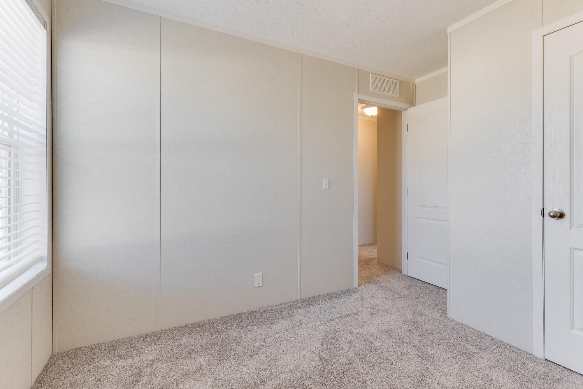 645 North Gallery Drive, Unit 98 Eaton Rapids, MI 48827 - Photo 22 of 22 MCM_645_Gallery_Drive_Eaton_Rapids-24