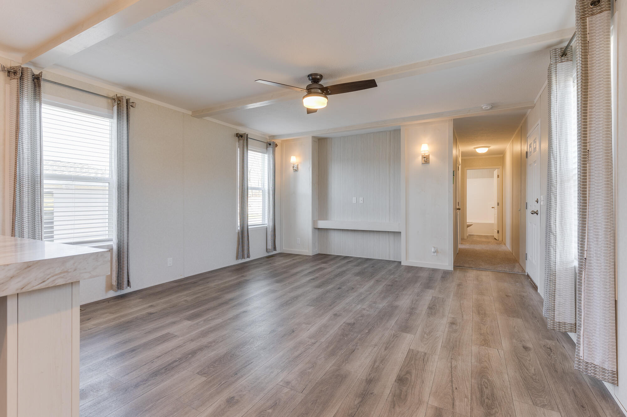 645 North Gallery Drive, Unit 98 Eaton Rapids, MI 48827 - Photo 3 of 22 MCM_645_Gallery_Drive_Eaton_Rapids-11