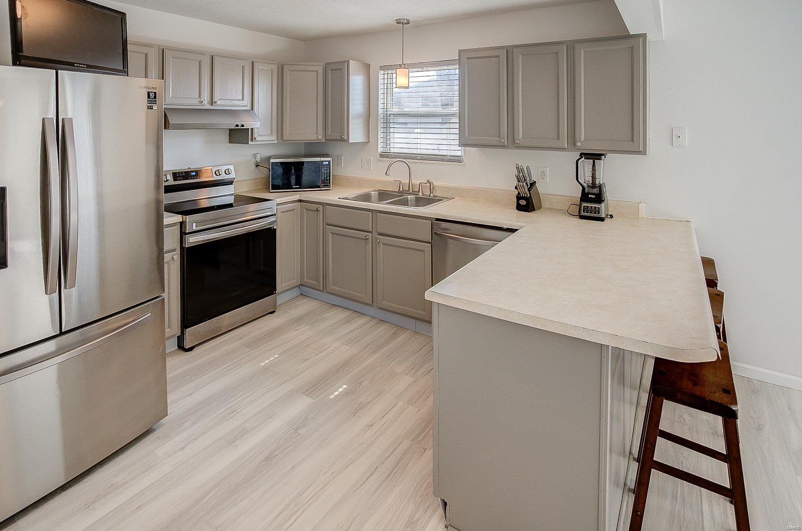 1922 Chevy Drive Belleville, IL 62221 - Photo 14 of 43