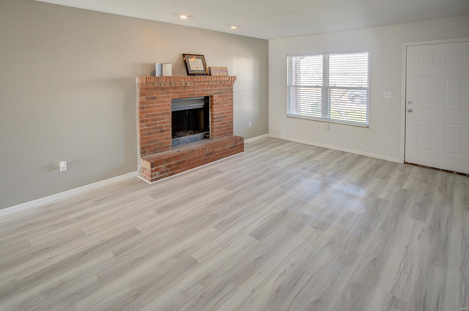 1922 Chevy Drive Belleville, IL 62221 - Photo 6 of 43