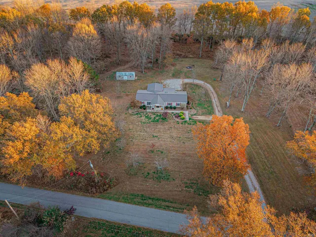 $319,900 | 3377 West Co Road 1100 North, Tennyson, IN 47637