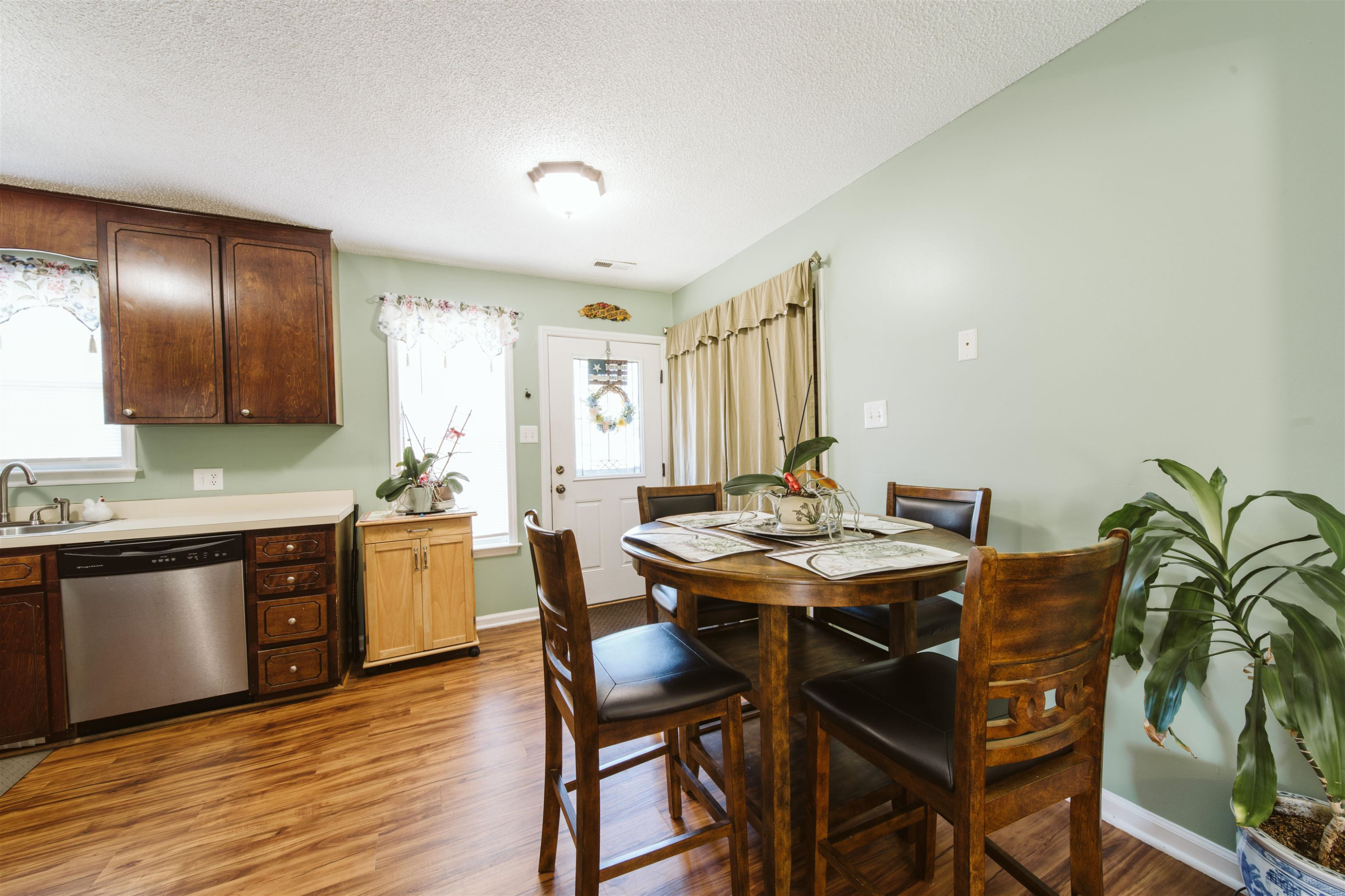 1283 Lee Road Clayton, NC 27520 - Photo 14 of 32 Photo 14