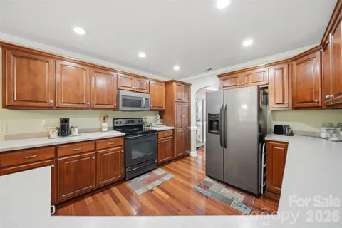 $619,900 | 3422 North Bay Drive, Granite Falls, NC 28630