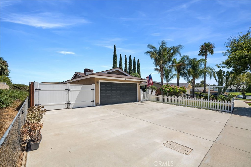 1935 Adobe Avenue Corona, CA 92882 - Photo 4 of 45 a view of a house with a terrace