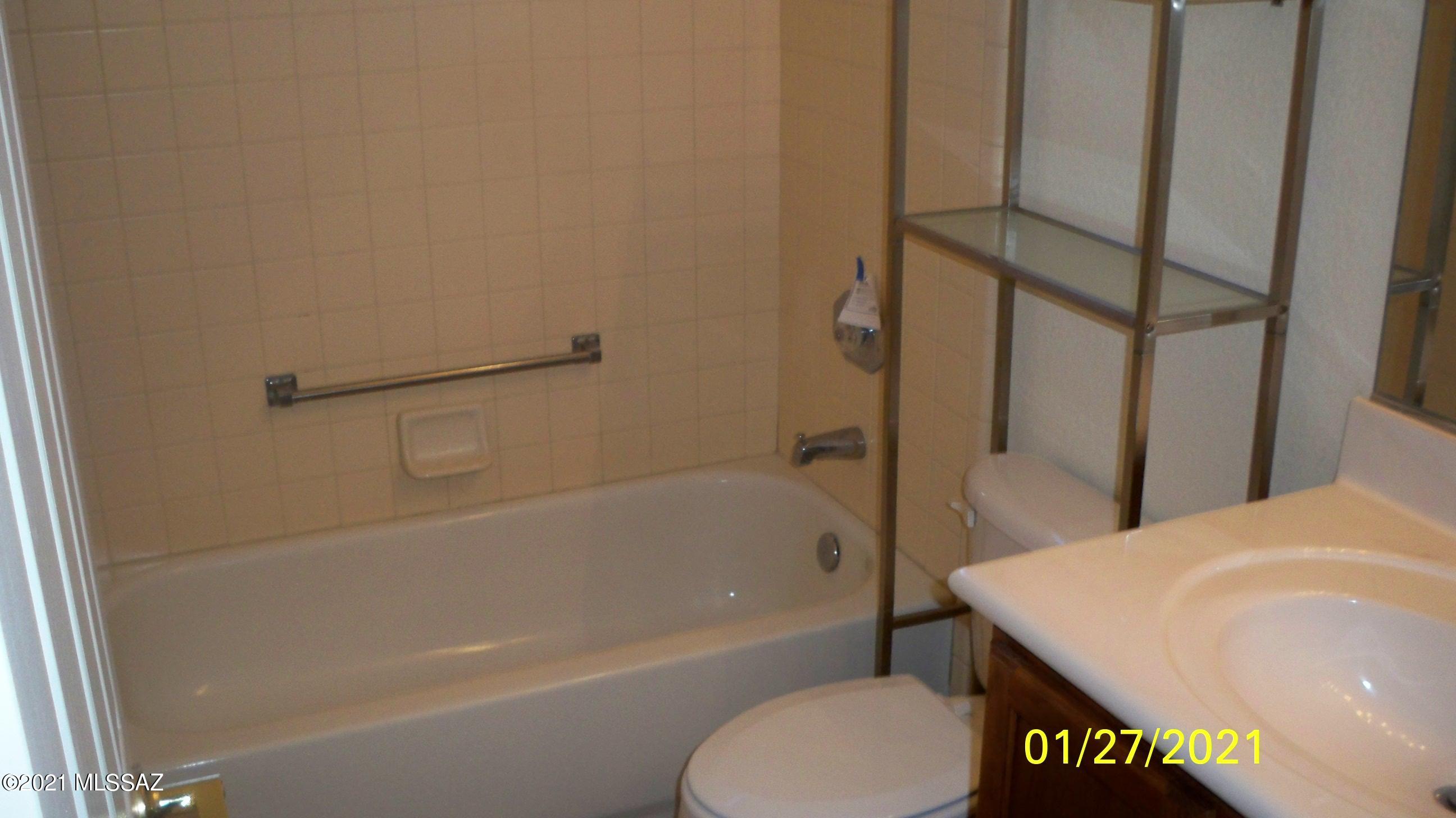 1385 North Birds Nest Road Green Valley, AZ 85614 - Photo 13 of 22