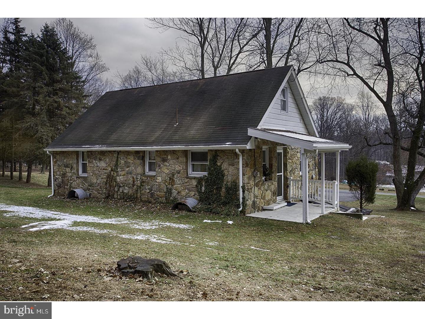 24 Beckers Road Temple, PA 19560 - Photo 5 of 25
