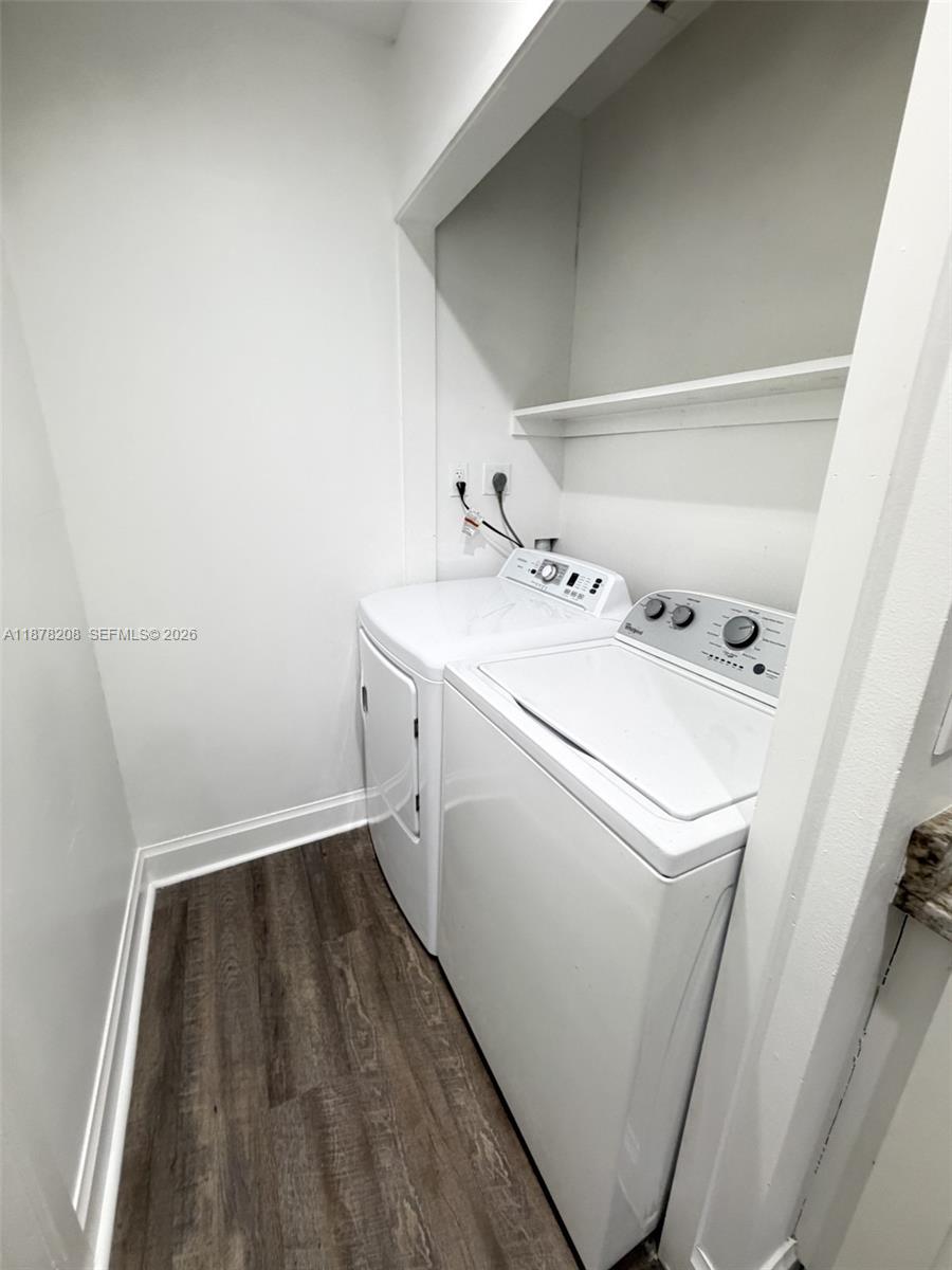 20927 Sedgewick Drive, Unit 20927 Boca Raton, FL 33433 - Photo 23 of 23 a utility room with dryer and washer