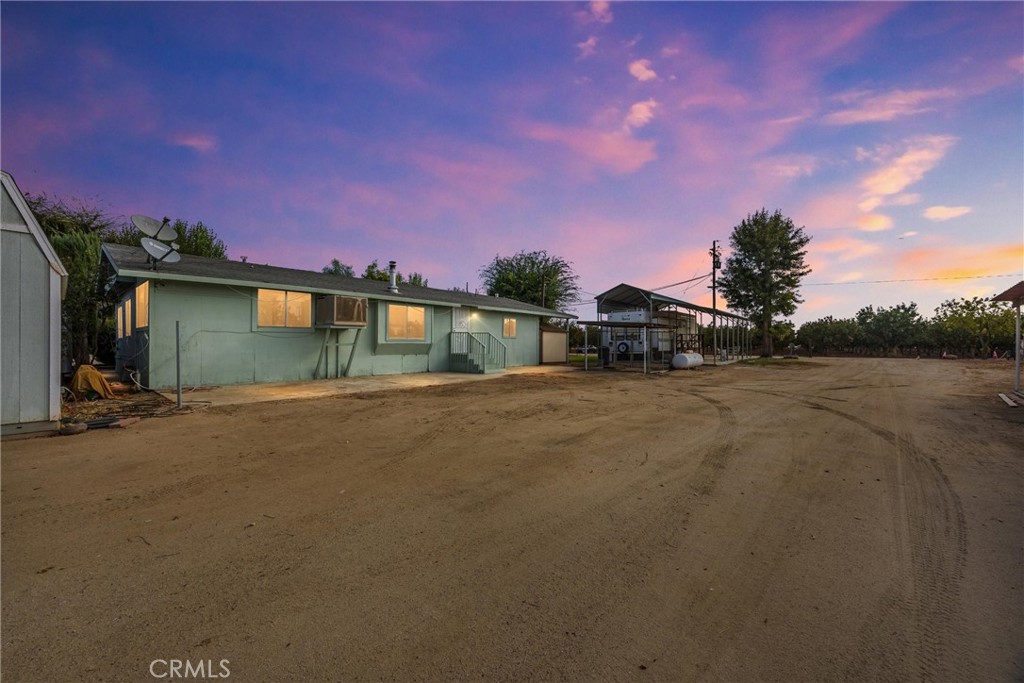 30751 Sharp Shafter, CA 93263 - Photo 3 of 73