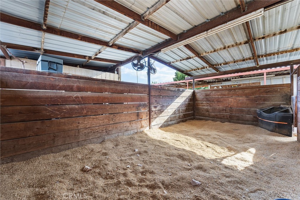 30751 Sharp Shafter, CA 93263 - Photo 40 of 73 a view of parking garage
