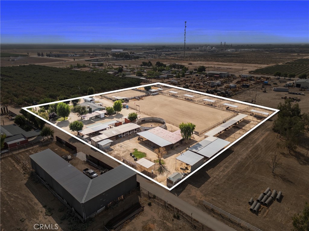 30751 Sharp Shafter, CA 93263 - Photo 4 of 73