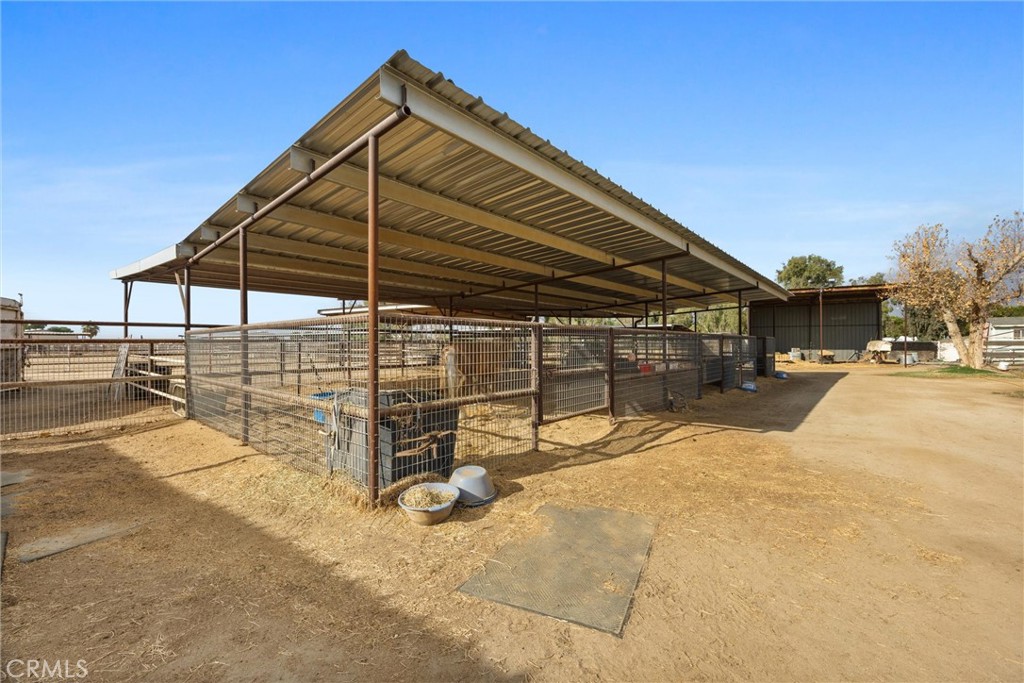 30751 Sharp Shafter, CA 93263 - Photo 44 of 73