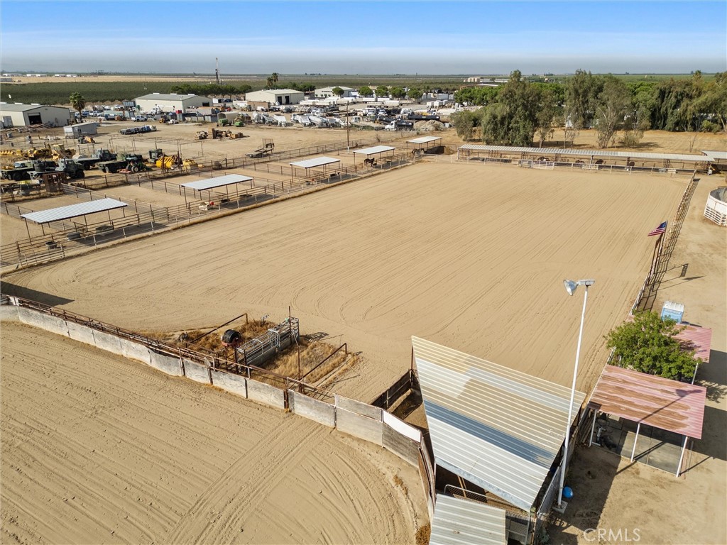 30751 Sharp Shafter, CA 93263 - Photo 10 of 73
