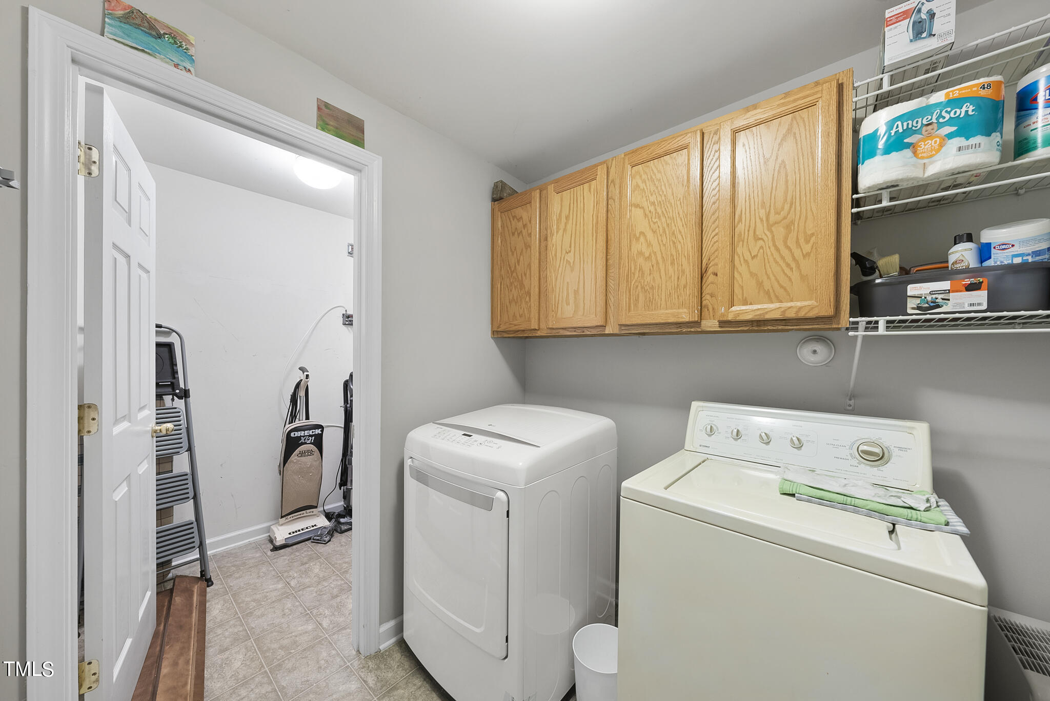 2910 Barrymore Street, Unit 100 Raleigh, NC 27603 - Photo 16 of 23 DSC07237