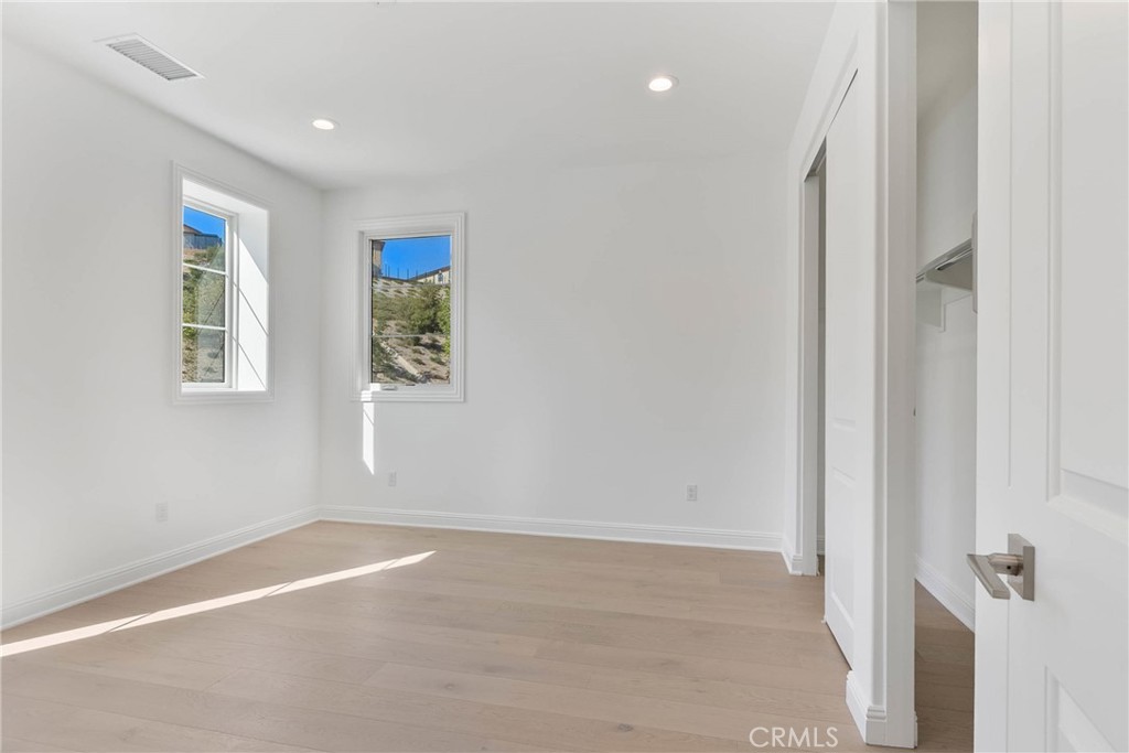 20448 Liverpool Way Porter Ranch, CA 91326 - Photo 29 of 60