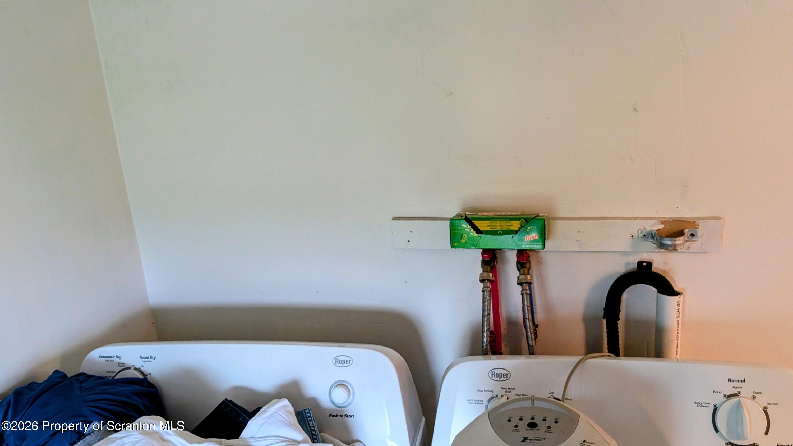 734 South Main Street Taylor, PA 18517 - Photo 13 of 37 Laundry