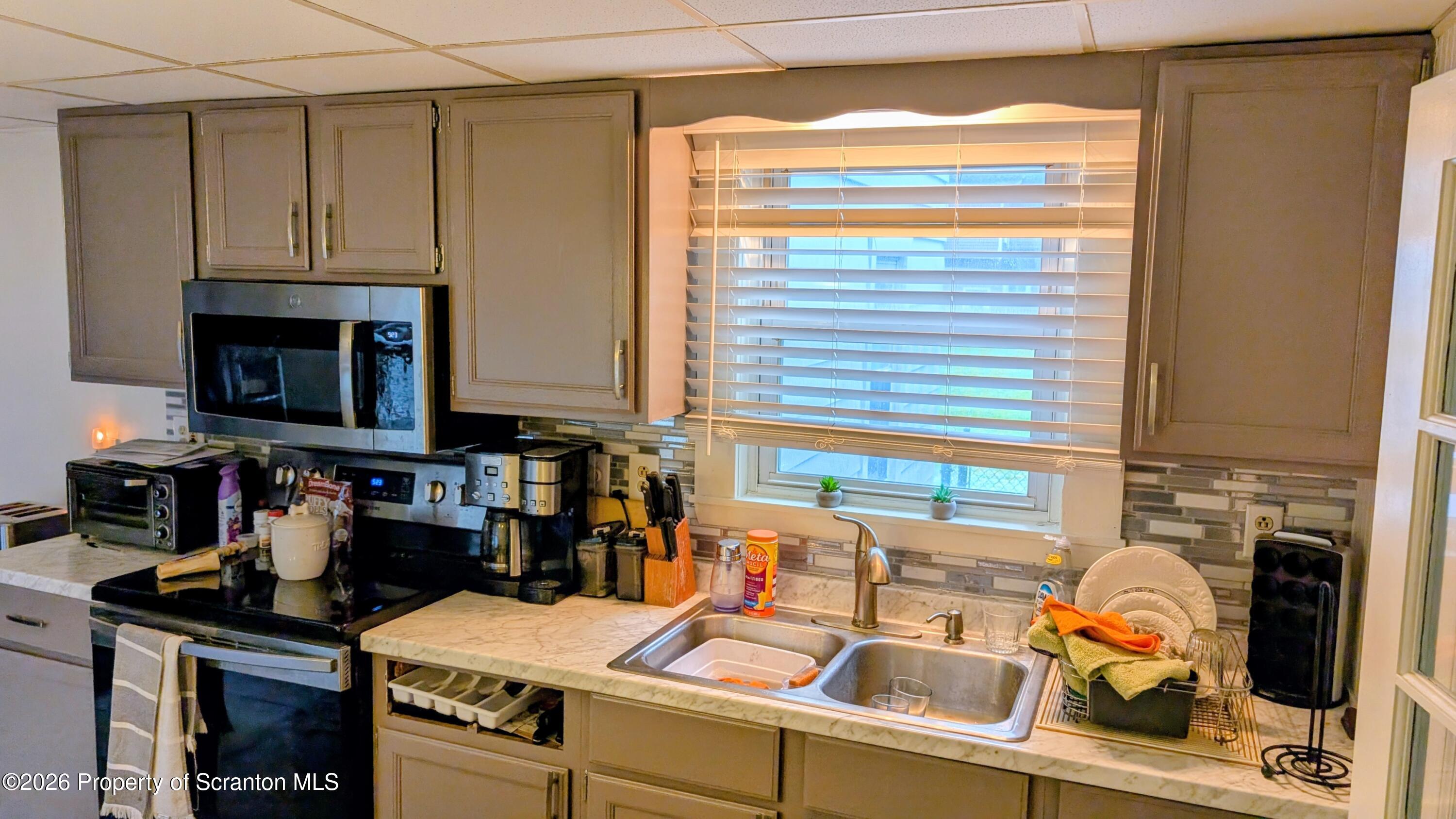 734 South Main Street Taylor, PA 18517 - Photo 6 of 37 Kitchen