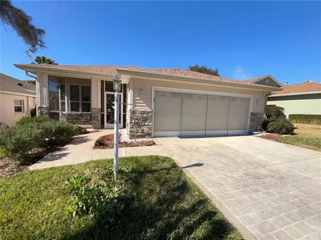 $317,000 | 5928 Brittania Boulevard, Tavares, FL 32778