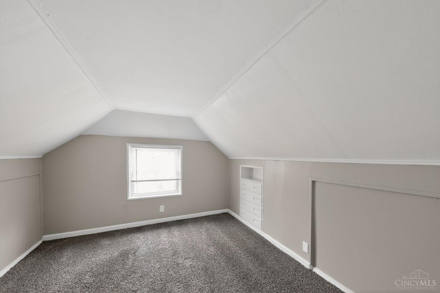 1947 West North Bend Road Cincinnati, OH 45224 - Photo 21 of 30