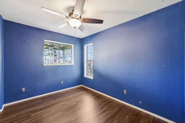 $1,100,000 | 407 Country Lane, McDade, TX 78650