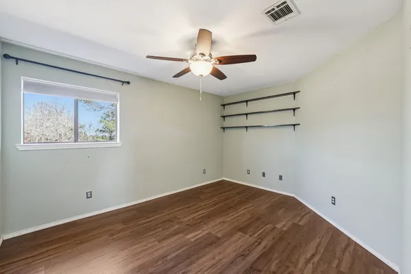 $1,100,000 | 407 Country Lane, McDade, TX 78650