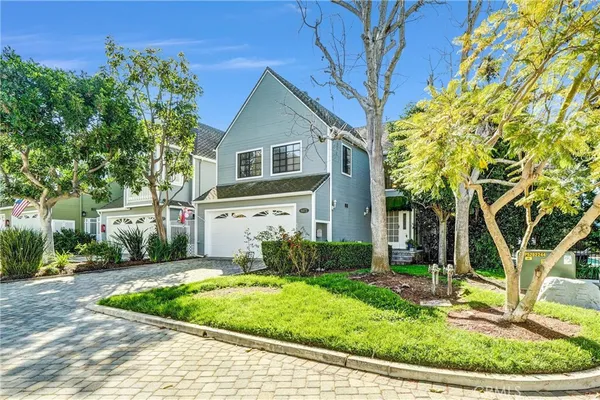 $1,149,000 | 6073 Loynes Drive, Unit 32, Long Beach, CA 90803