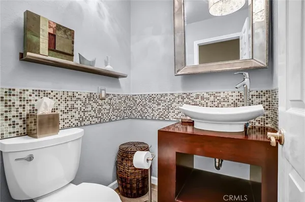 $1,149,000 | 6073 Loynes Drive, Unit 32, Long Beach, CA 90803