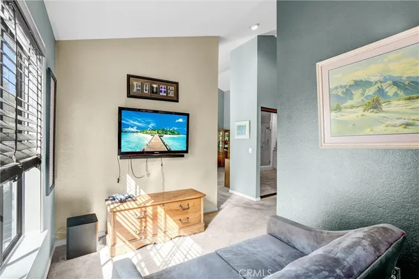 $1,149,000 | 6073 Loynes Drive, Unit 32, Long Beach, CA 90803