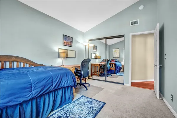 $1,149,000 | 6073 Loynes Drive, Unit 32, Long Beach, CA 90803