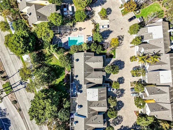 $1,149,000 | 6073 Loynes Drive, Unit 32, Long Beach, CA 90803
