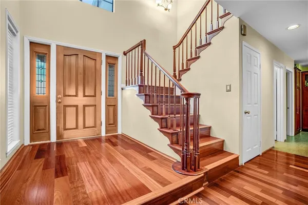 $1,149,000 | 6073 Loynes Drive, Unit 32, Long Beach, CA 90803