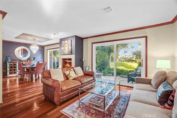 $1,149,000 | 6073 Loynes Drive, Unit 32, Long Beach, CA 90803