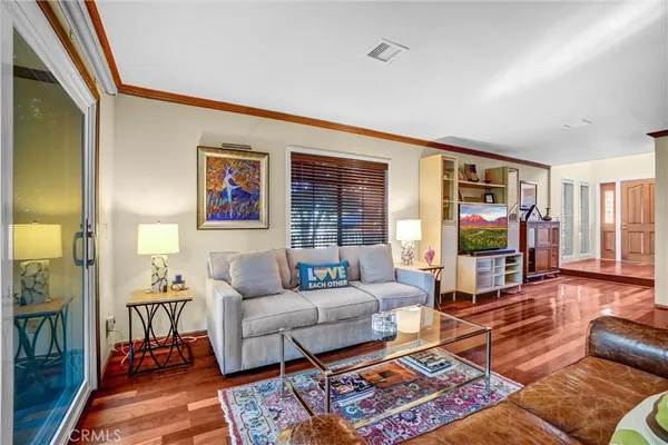 $1,149,000 | 6073 Loynes Drive, Unit 32, Long Beach, CA 90803