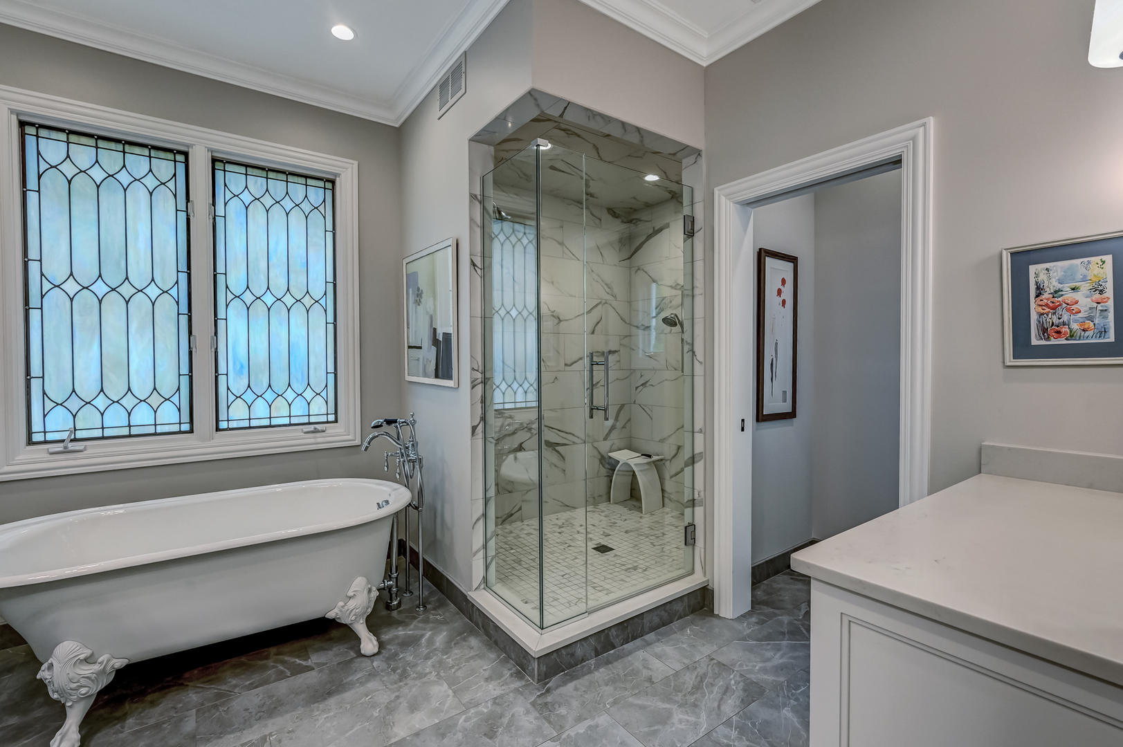 5 Norman Court Burr Ridge, IL 60527 - Photo 25 of 52 a bathroom with a bathtub and shower