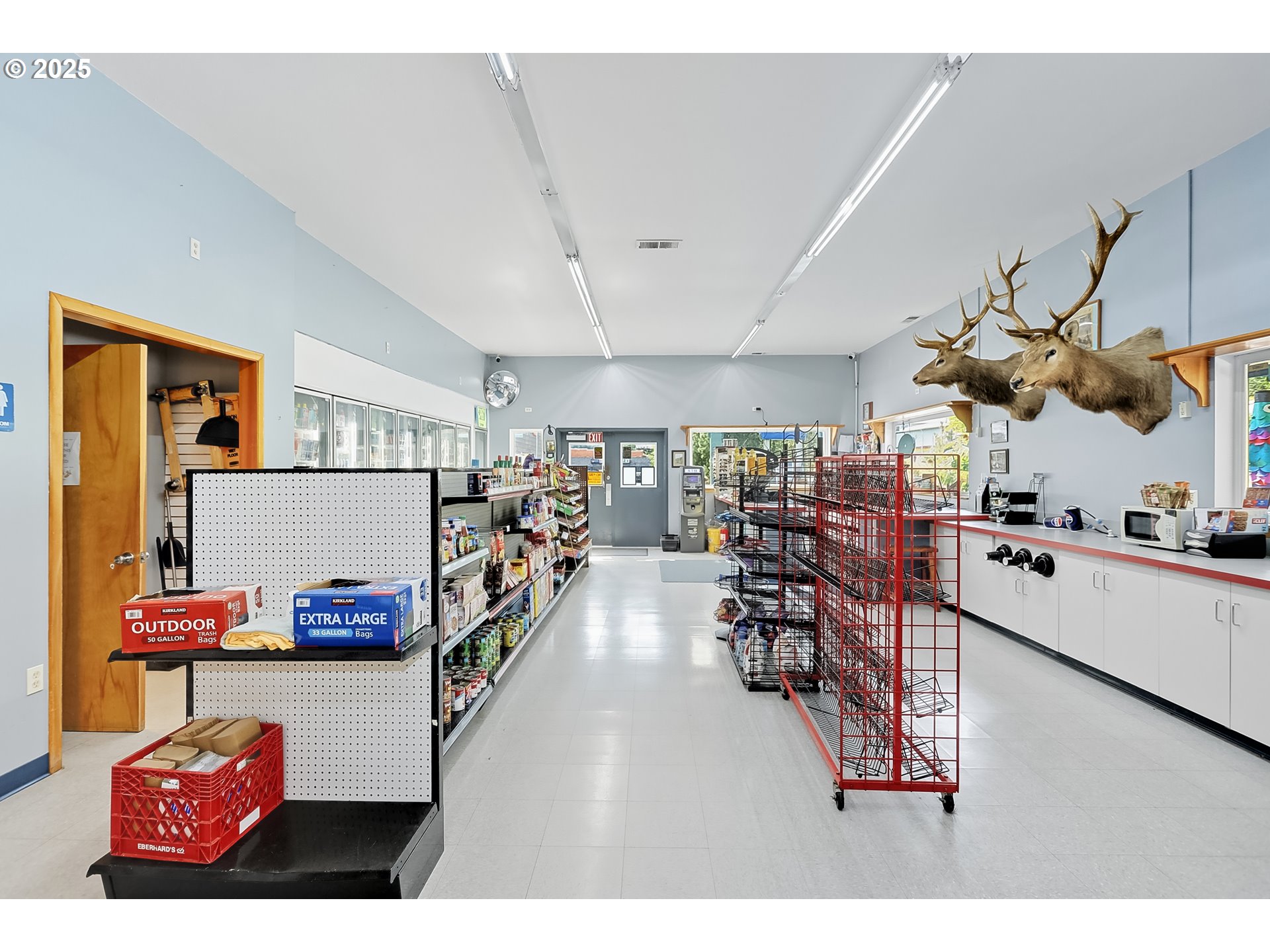 101 Main Street Klickitat, WA 98628 - Photo 17 of 33 a view of a room with gym equipment