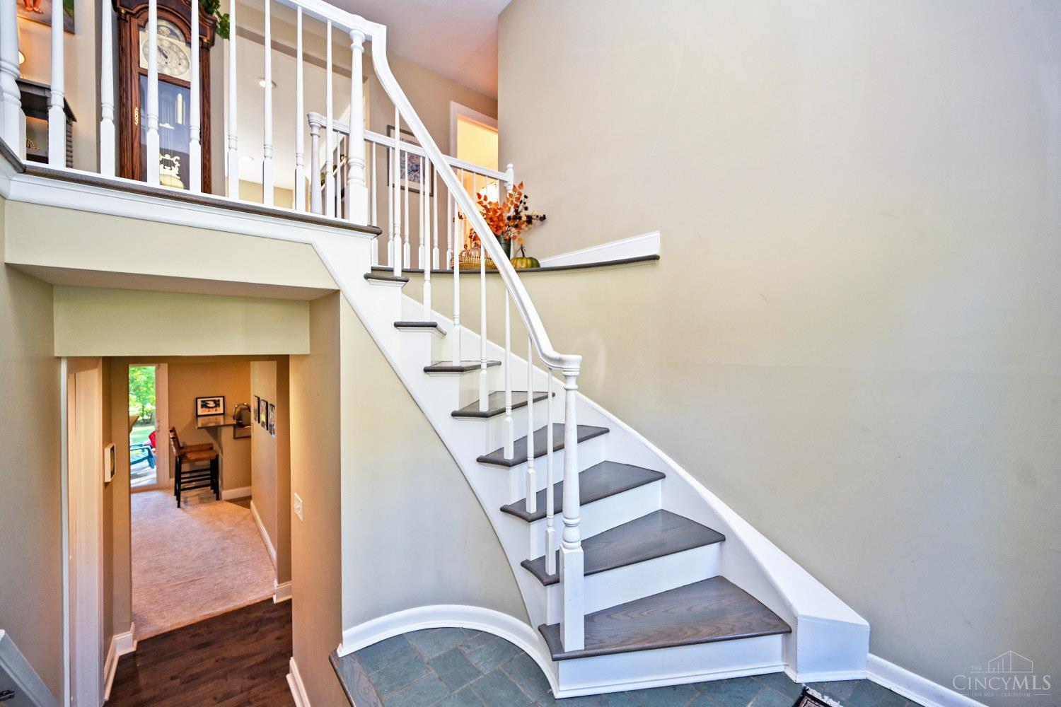 5903 Ropes Drive Cincinnati, OH 45244 - Photo 5 of 63 Gallery Image 5