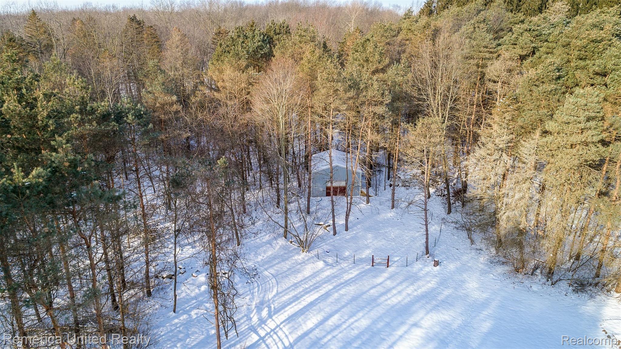 15466 Seymour Road Linden, MI 48451 - Photo 5 of 40 DJI_0005.jpg