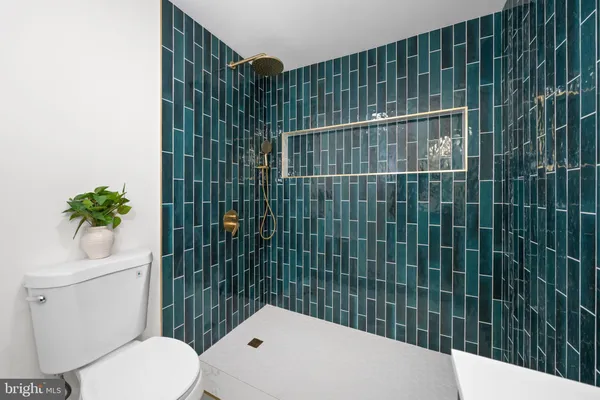 $359,999 | 608 North Harrison Street, Wilmington, DE 19805