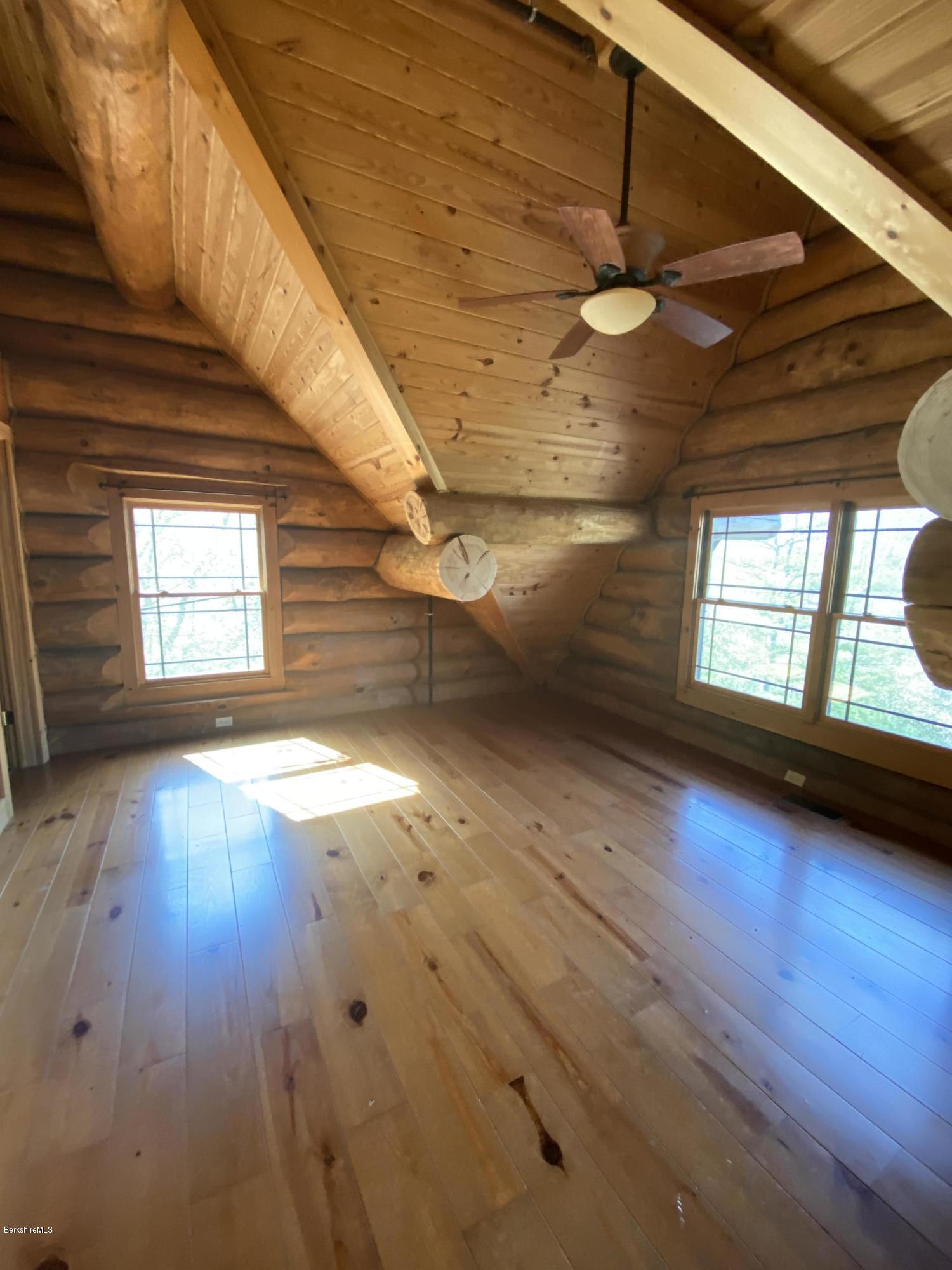 61 Cobble View Road Williamstown, MA 01267 - Photo 15 of 25 61 Cobble View #12