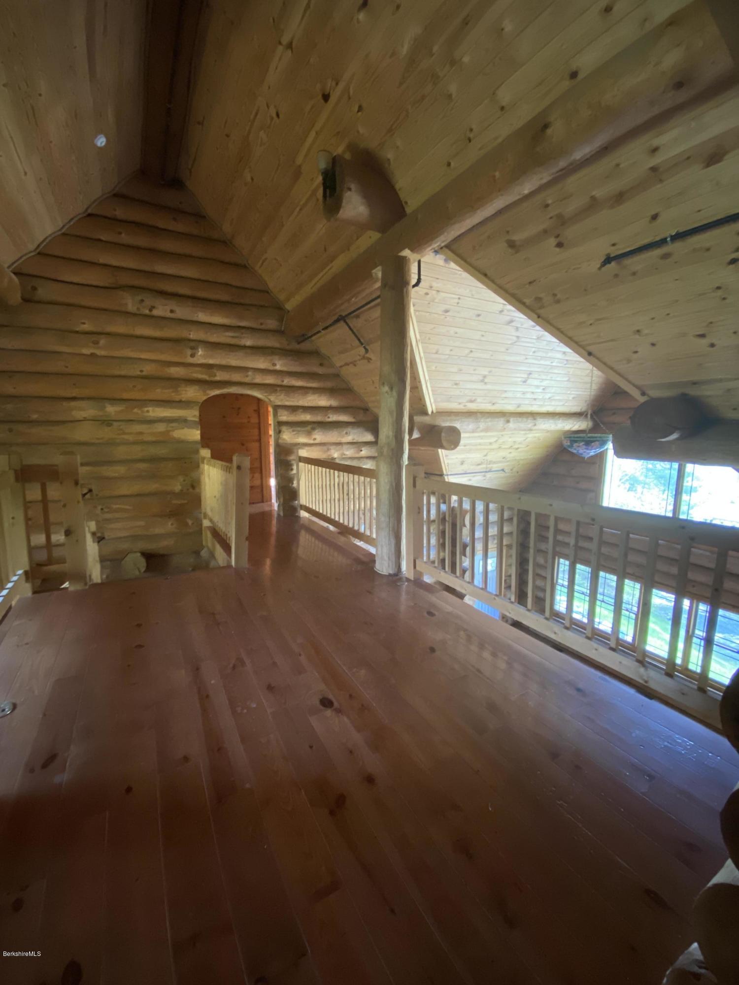 61 Cobble View Road Williamstown, MA 01267 - Photo 18 of 25 61 Cobble View #15