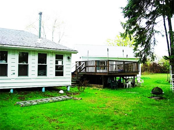 386 Hadley Road Sunderland, MA 01375 - Photo 6 of 23