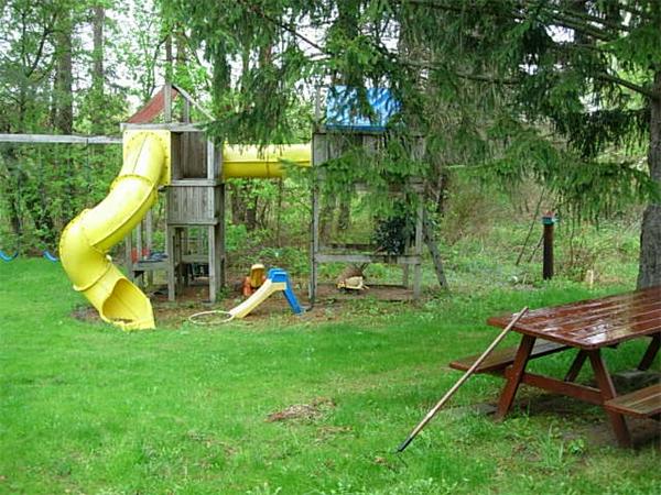 386 Hadley Road Sunderland, MA 01375 - Photo 7 of 23