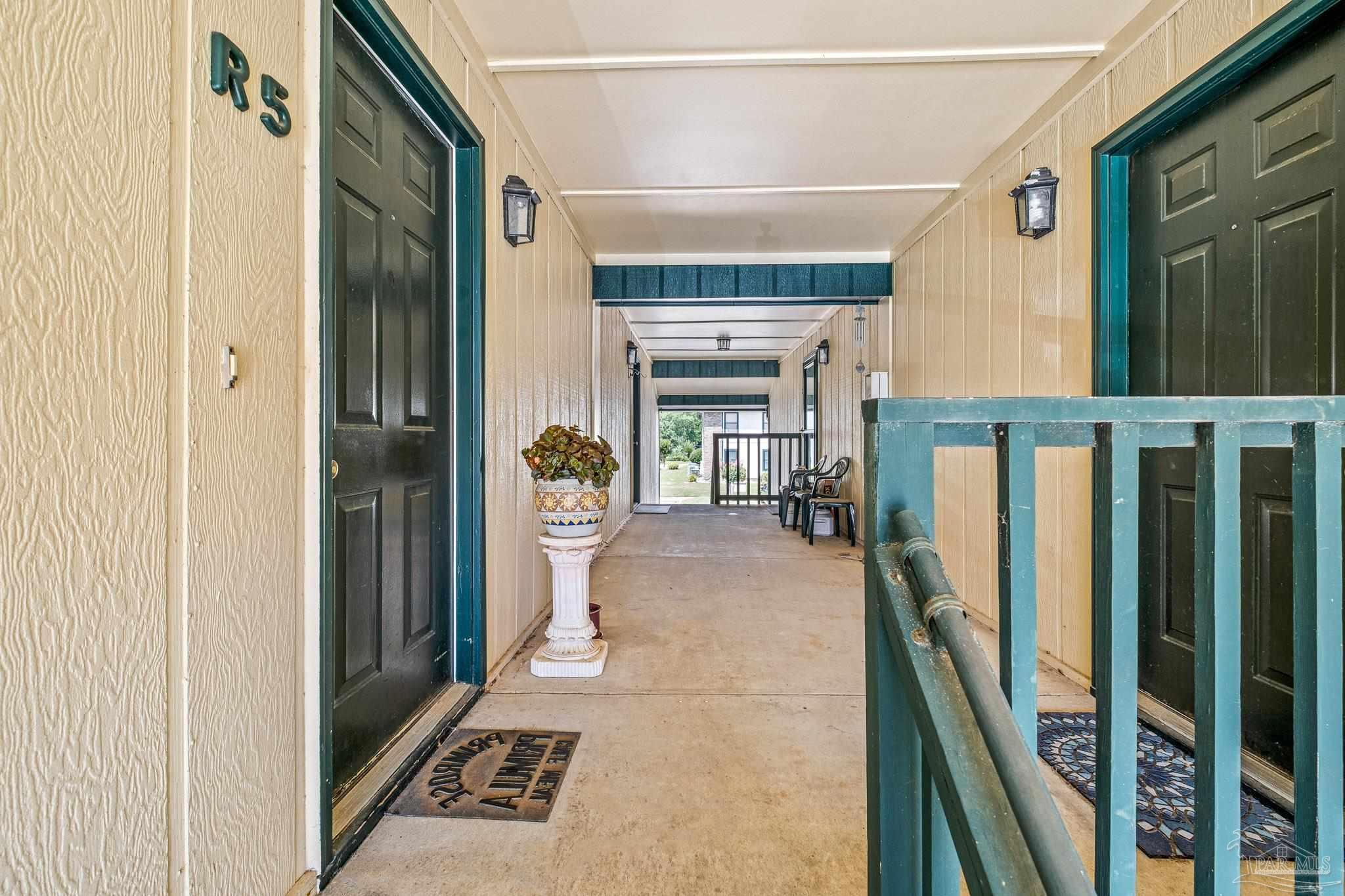 2299 Scenic Highway, Unit R5 Pensacola, FL 32503 - Photo 2 of 25