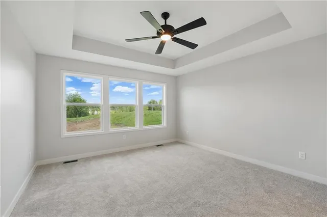 $434,900 | 778 Creekmoor Drive, Raymore, MO 64083