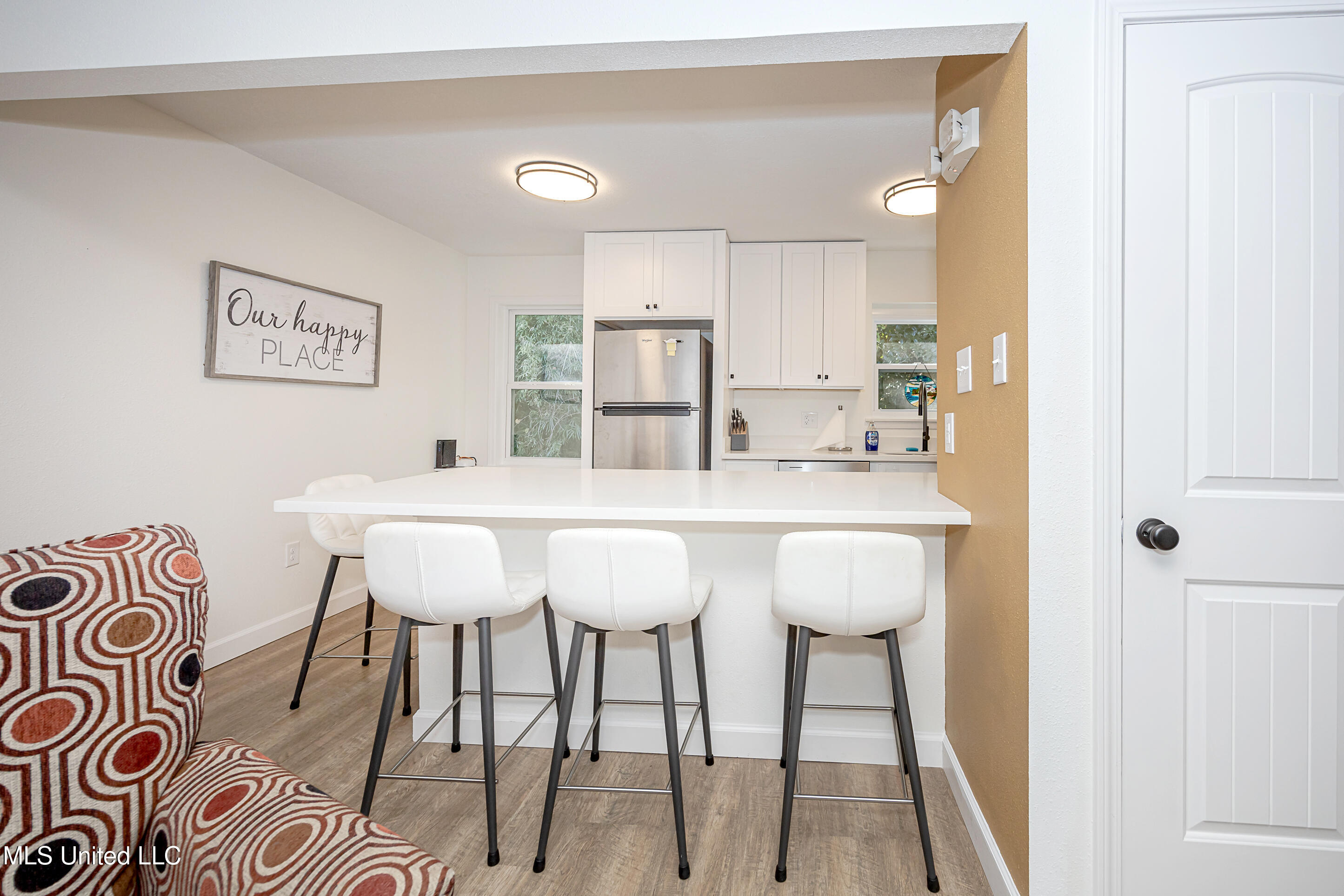 114 Ethel Circle, Unit 8 Ocean Springs, MS 39564 - Photo 11 of 35 IMG_6229