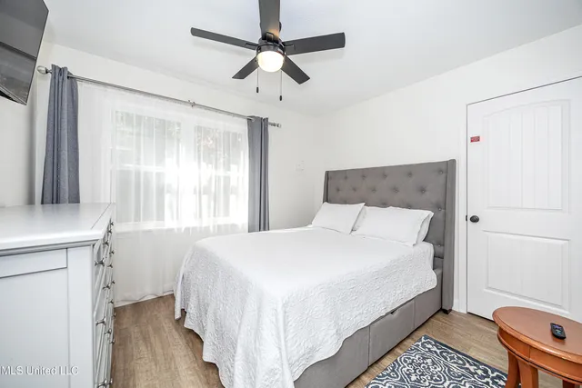 $2,000 | 114 Ethel Circle, Unit 8, Ocean Springs, MS 39564