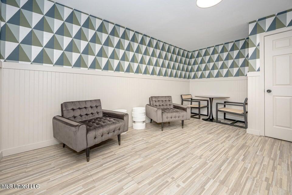 114 Ethel Circle, Unit 8 Ocean Springs, MS 39564 - Photo 33 of 35 20250723195558840577000000-o