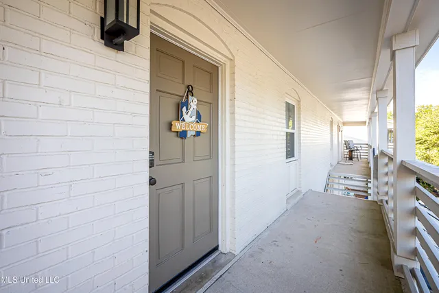 $2,000 | 114 Ethel Circle, Unit 8, Ocean Springs, MS 39564