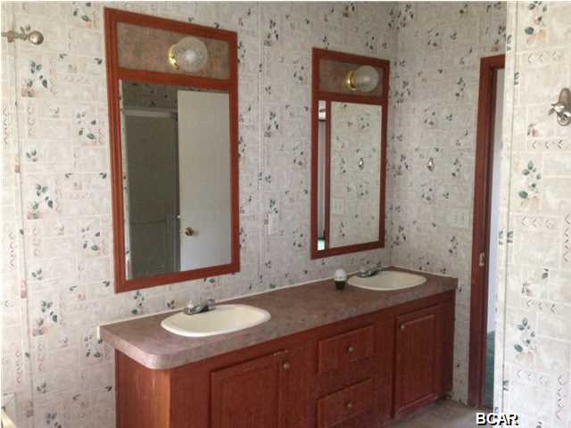 10942 Plum Nearly Road Fountain, FL 32438 - Photo 7 of 9 Gallery Image 7